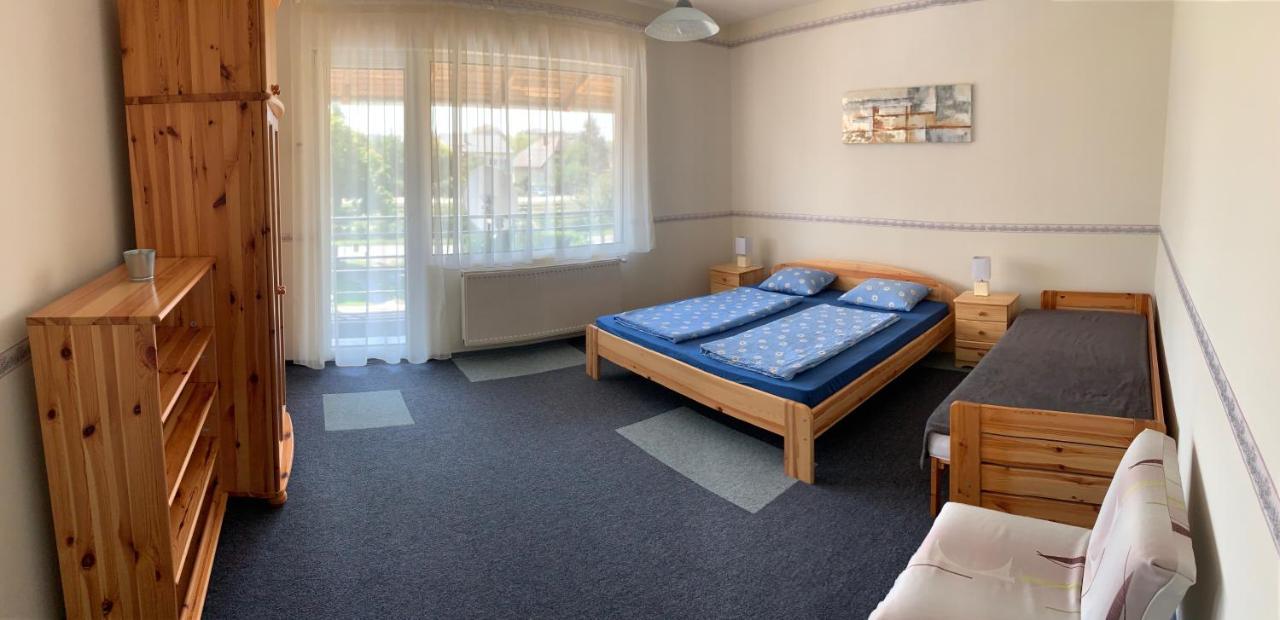 Akos Haz Villa Сиофок Екстериор снимка